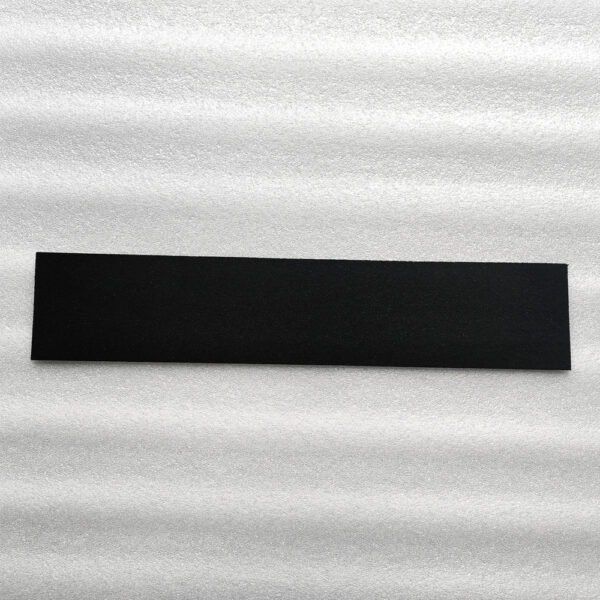 Cartouche filtrante au charbon noir pour la filtration des liquides et des gaz
